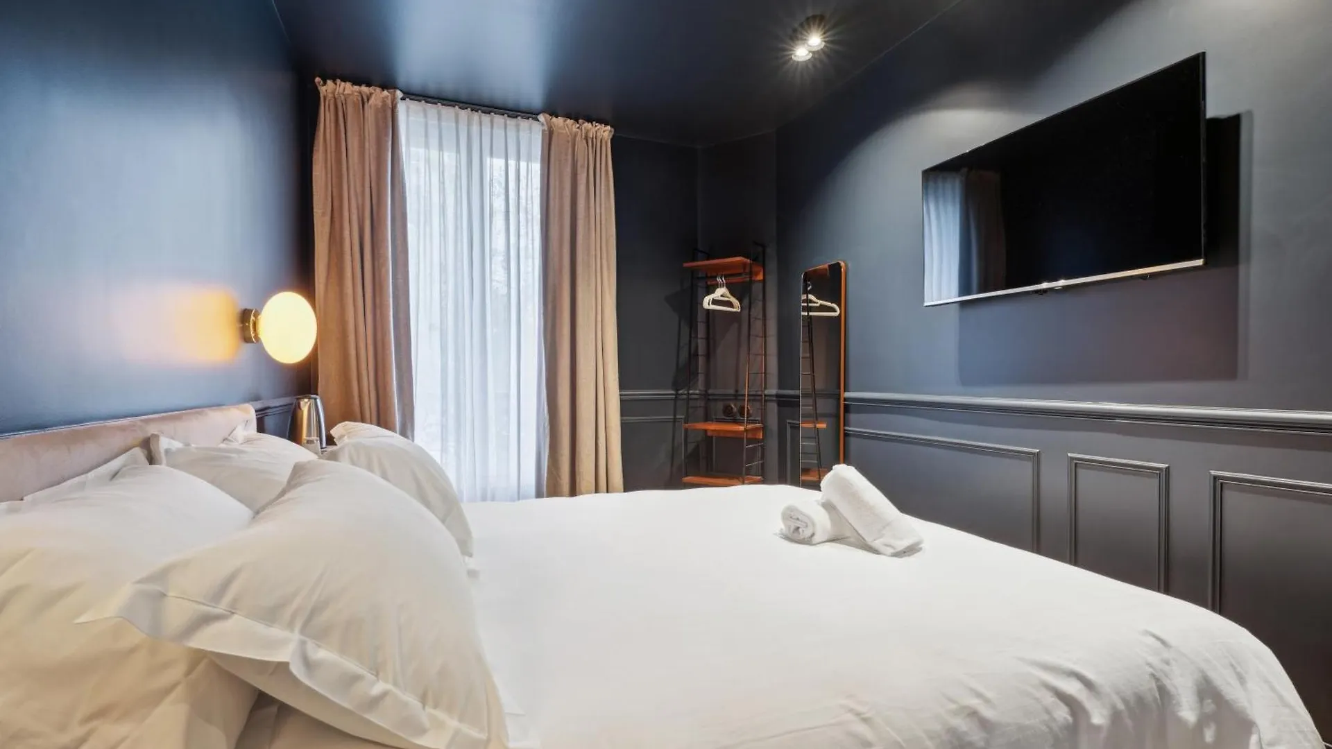 Hotel Clemence Paris France